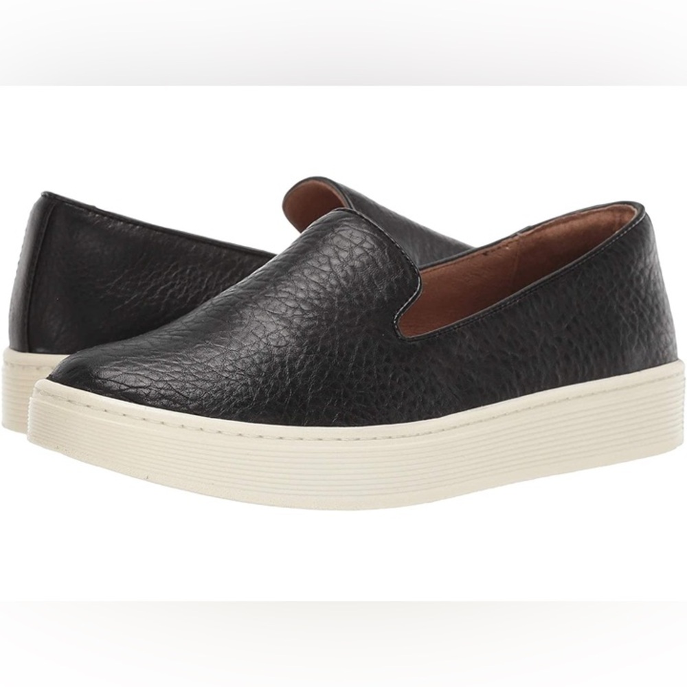 Sofft Somers Slip On Sneakers in Black Leather 9.5